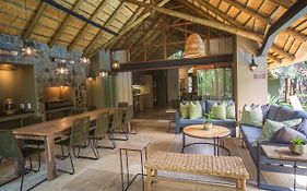 Kubu Metsi Lodge